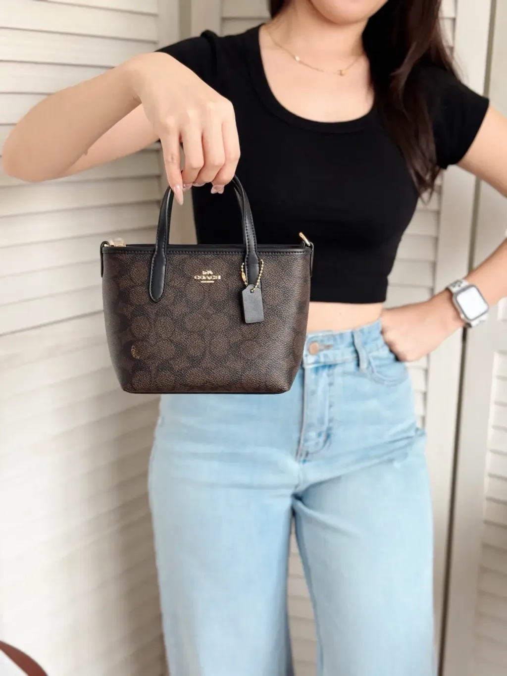 JuzBeauty_JuzBeautyMalaysia_JuzPretty_Authentic_Kbeauty_Malaysia_Skin_Care_Cosmetics_Jbeauty_Health_Care_korean_streetwear_US_Luxury_COACH CW032 City Mini Tote Bag In Signature Canvas Walnut:Black 托特包5