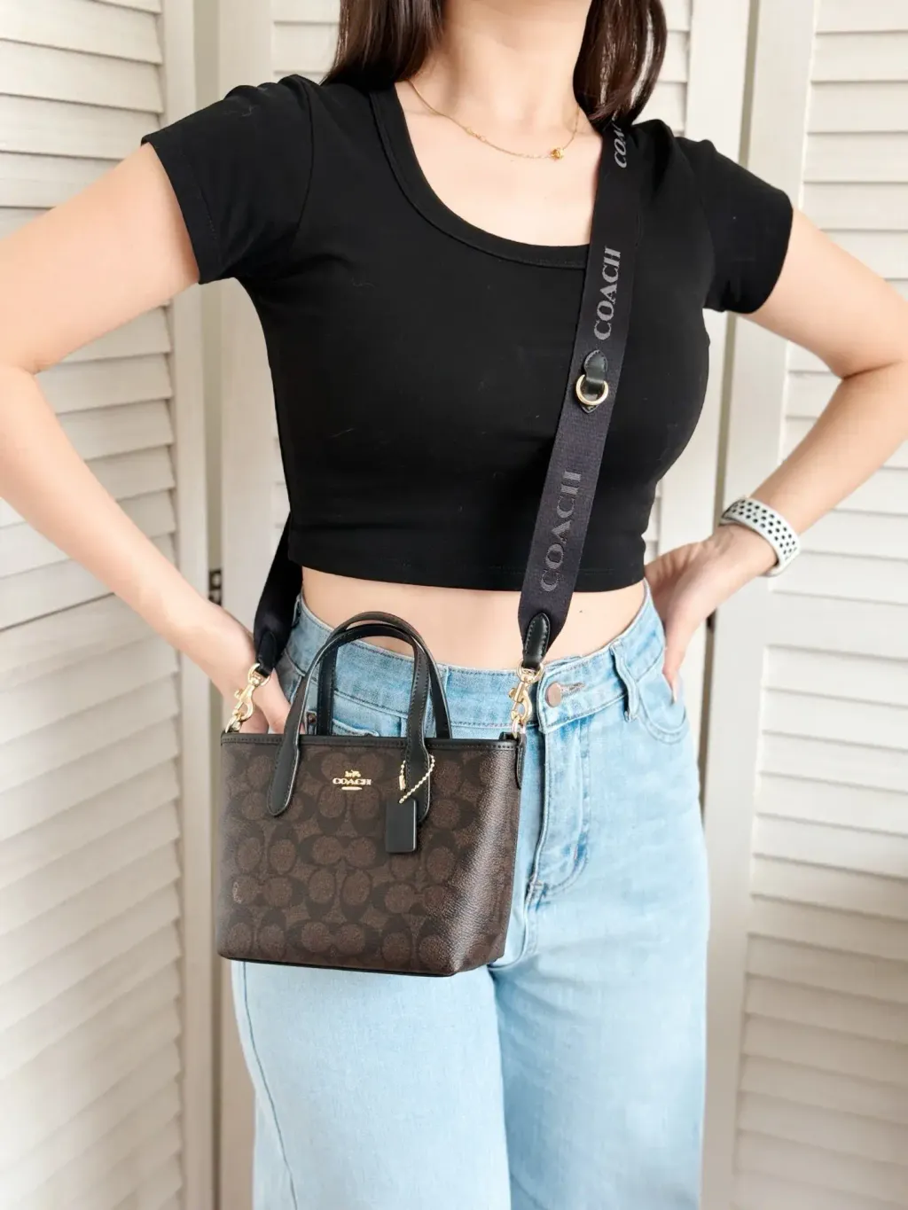 JuzBeauty_JuzBeautyMalaysia_JuzPretty_Authentic_Kbeauty_Malaysia_Skin_Care_Cosmetics_Jbeauty_Health_Care_korean_streetwear_US_Luxury_COACH CW032 City Mini Tote Bag In Signature Canvas Walnut:Black 托特包3