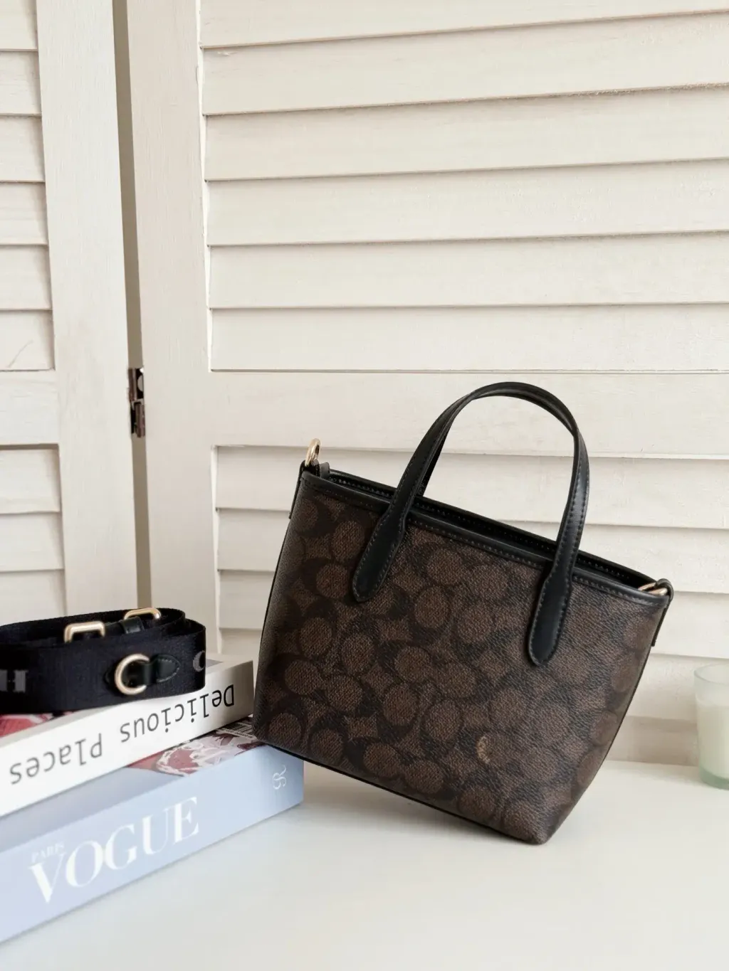 JuzBeauty_JuzBeautyMalaysia_JuzPretty_Authentic_Kbeauty_Malaysia_Skin_Care_Cosmetics_Jbeauty_Health_Care_korean_streetwear_US_Luxury_COACH CW032 City Mini Tote Bag In Signature Canvas Walnut:Black 托特包1