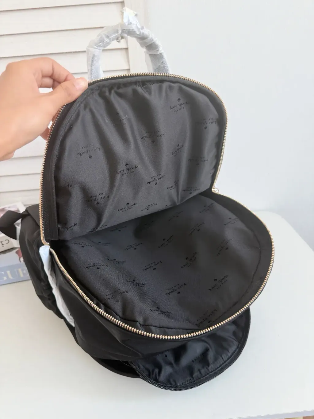 JuzBeauty_JuzBeautyMalaysia_JuzPretty_Authentic_Kbeauty_Malaysia_Skin_Care_Cosmetics_Jbeauty_Health_Care_korean_streetwear_US_Luxury_KATE SPADE KL962 Carter Nylon Large Backpack In Black 背包4