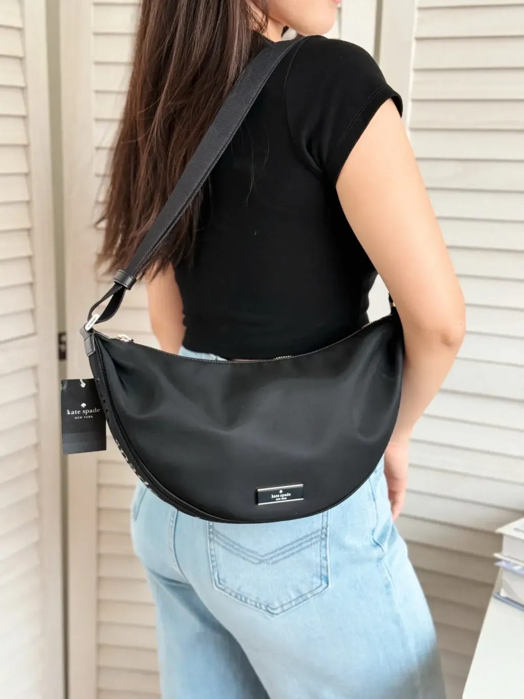 JuzBeauty_JuzBeautyMalaysia_JuzPretty_Authentic_Kbeauty_Malaysia_Skin_Care_Cosmetics_Jbeauty_Health_Care_korean_streetwear_US_Luxury_KATE SPADE KL966 Carter Nylon Medium Sling Bag In Black 月牙包6