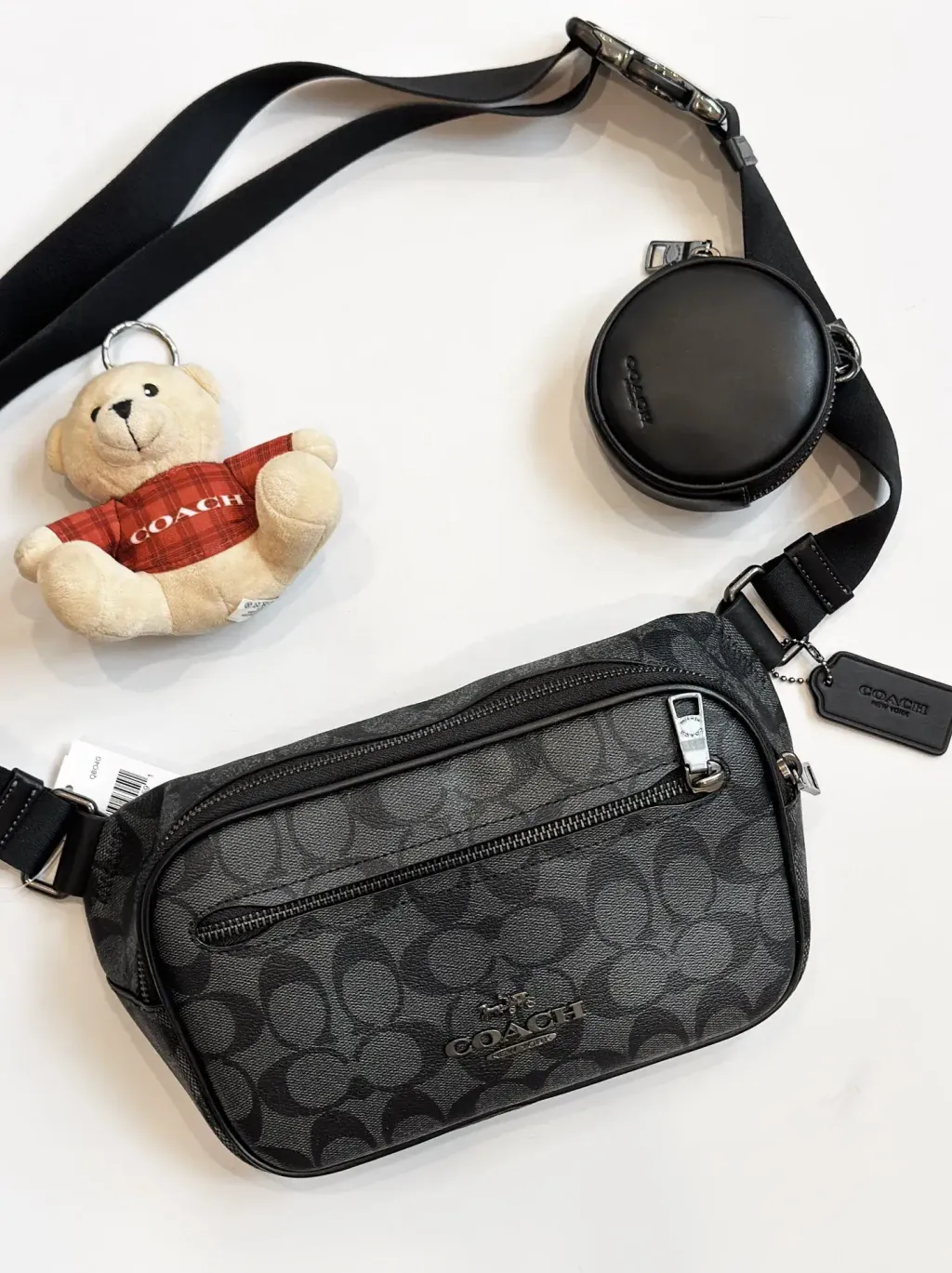 JuzBeauty_JuzBeautyMalaysia_JuzPretty_Authentic_Kbeauty_Malaysia_Skin_Care_Cosmetics_Jbeauty_Health_Care_korean_streetwear_US_Luxury_COACH CZ400 Elias Belt Bag In Signature Canvas In Charcoal Black 男士胸包6