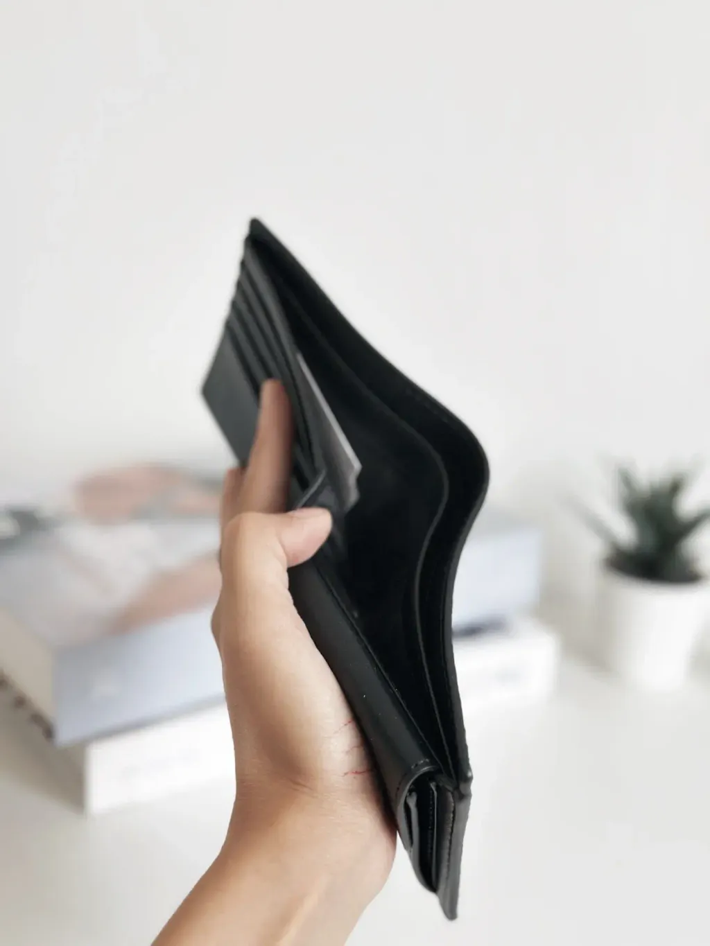 JuzBeauty_JuzBeautyMalaysia_JuzPretty_Authentic_Kbeauty_Malaysia_Skin_Care_Cosmetics_Jbeauty_Health_Care_korean_streetwear_US_Luxury_MICHAEL KORS 36S4LCOF3I Cooper Pebbled Leather Billfold Wallet With Coin Pouch In Black 男款钱包2