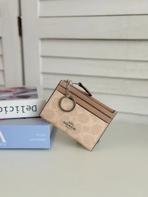 JuzBeauty_JuzBeautyMalaysia_JuzPretty_Authentic_Kbeauty_Malaysia_Skin_Care_Cosmetics_Jbeauty_Health_Care_korean_streetwear_US_Luxury_COACH CW870 Mini Skinny Id Case In Signature Canvas8