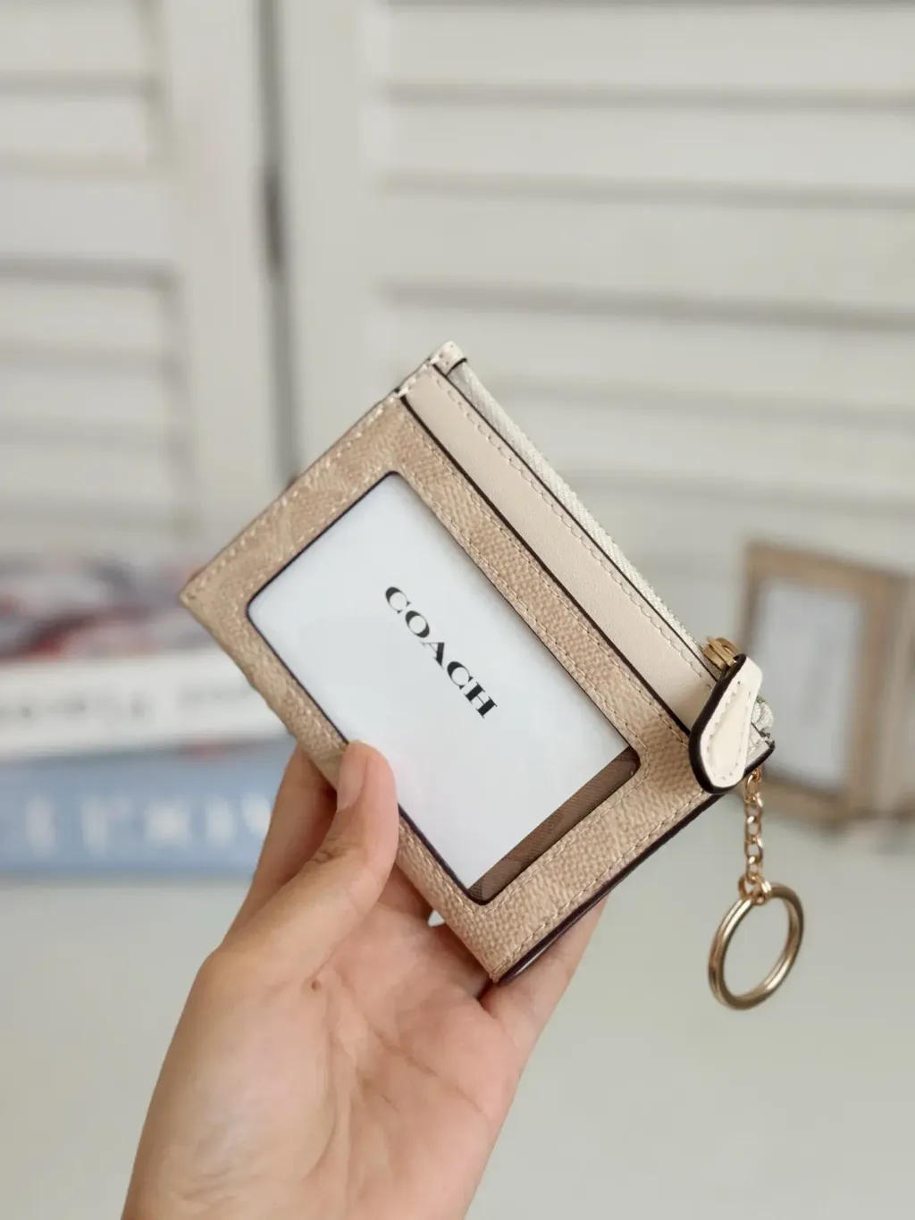 JuzBeauty_JuzBeautyMalaysia_JuzPretty_Authentic_Kbeauty_Malaysia_Skin_Care_Cosmetics_Jbeauty_Health_Care_korean_streetwear_US_Luxury_COACH CW870 Mini Skinny Id Case In Signature Canvas2