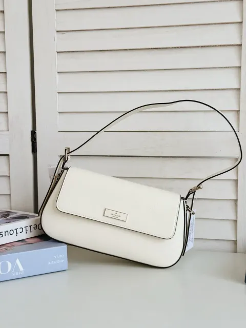 JuzBeauty_JuzBeautyMalaysia_JuzPretty_Authentic_Kbeauty_Malaysia_Skin_Care_Cosmetics_Jbeauty_Health_Care_korean_streetwear_US_Luxury_KATE SPADE KM677 Bridget Crinkle Patent Small Flap Shoulder Bag 腋下包8