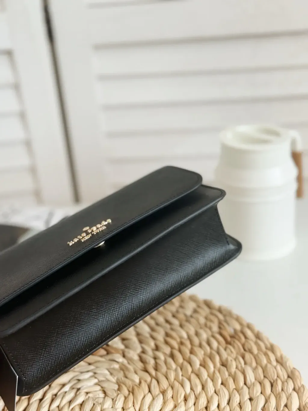 JuzBeauty_JuzBeautyMalaysia_JuzPretty_Authentic_Kbeauty_Malaysia_Skin_Care_Cosmetics_Jbeauty_Health_Care_korean_streetwear_US_Luxury_KATE SPADE KC586 Madison Small Flap Crossbody in Black 斜挎包6