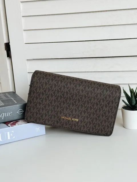 JuzBeauty_JuzBeautyMalaysia_JuzPretty_Authentic_Kbeauty_Malaysia_Skin_Care_Cosmetics_Jbeauty_Health_Care_korean_streetwear_US_Luxury_MICHAEL KORS 35F5GTVC8B Jet Set Medium Signature Logo Crossbody Bag in Brown 斜挎包8