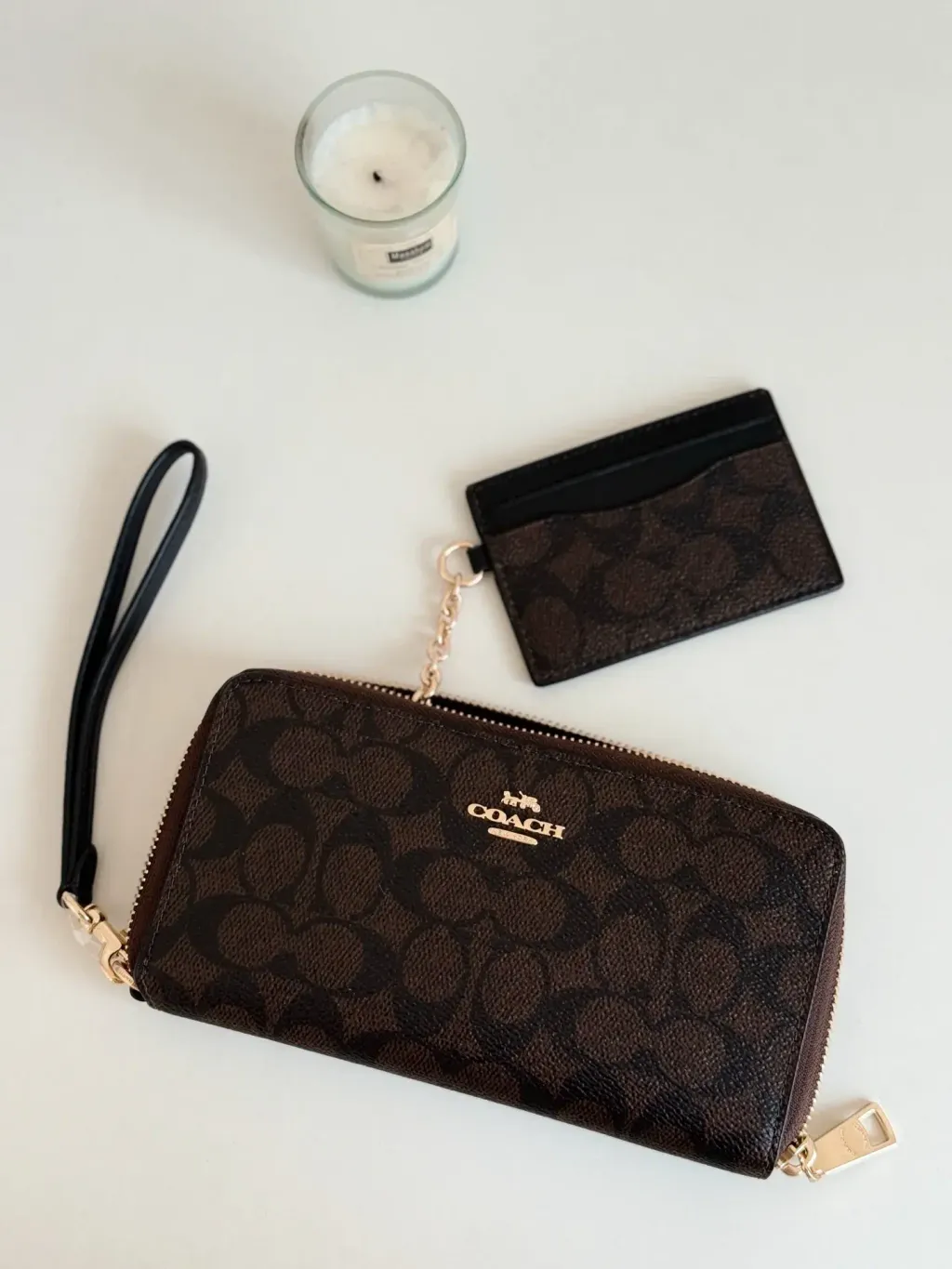 JuzBeauty_JuzBeautyMalaysia_JuzPretty_Authentic_Kbeauty_Malaysia_Skin_Care_Cosmetics_Jbeauty_Health_Care_korean_streetwear_US_Luxury_COACH CBZ99 Long Zip Around Wallet with Detachable Card Case in Walnut:Black 长钱包5