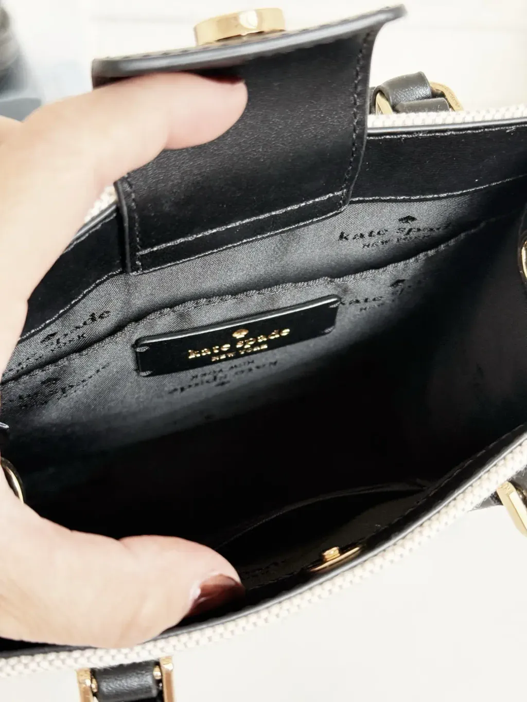 JuzBeauty_JuzBeautyMalaysia_JuzPretty_Authentic_Kbeauty_Malaysia_Skin_Care_Cosmetics_Jbeauty_Health_Care_korean_streetwear_US_Luxury_KATE SPADE KK235 Ellie Canvas Mini Tote in Black Multi 琴谱包5