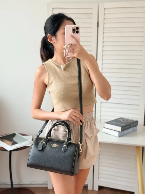 JuzBeauty_JuzBeautyMalaysia_JuzPretty_Authentic_Kbeauty_Malaysia_Skin_Care_Cosmetics_Jbeauty_Health_Care_korean_streetwear_US_Luxury_COACH CV403 Rowan Satchel Bag in Signature Canvas in Black 枕头包1