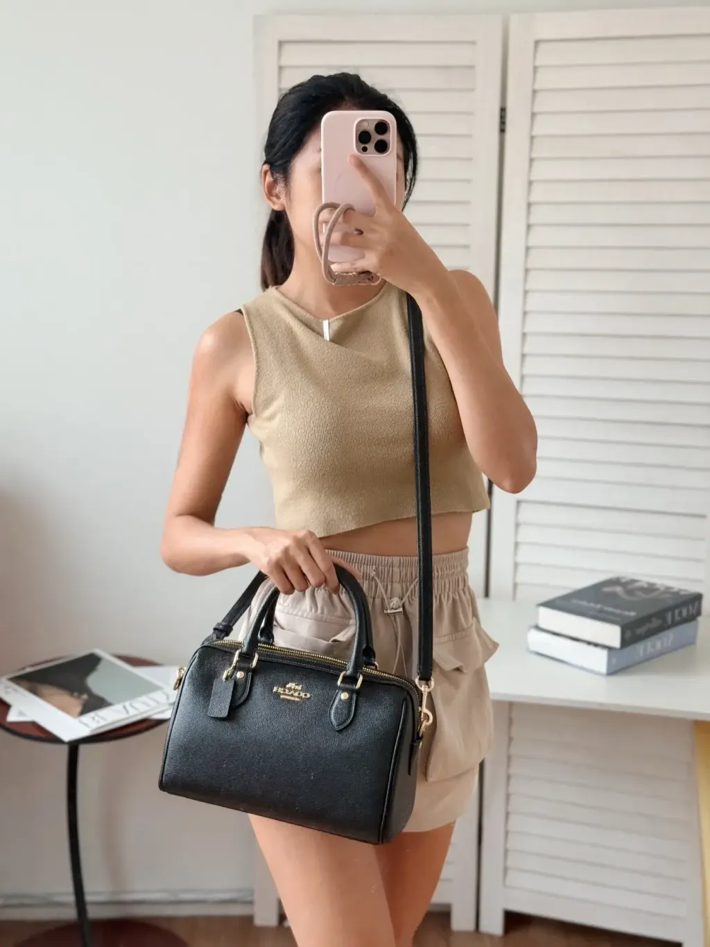 JuzBeauty_JuzBeautyMalaysia_JuzPretty_Authentic_Kbeauty_Malaysia_Skin_Care_Cosmetics_Jbeauty_Health_Care_korean_streetwear_US_Luxury_COACH CV403 Rowan Satchel Bag in Signature Canvas in Black 枕头包2