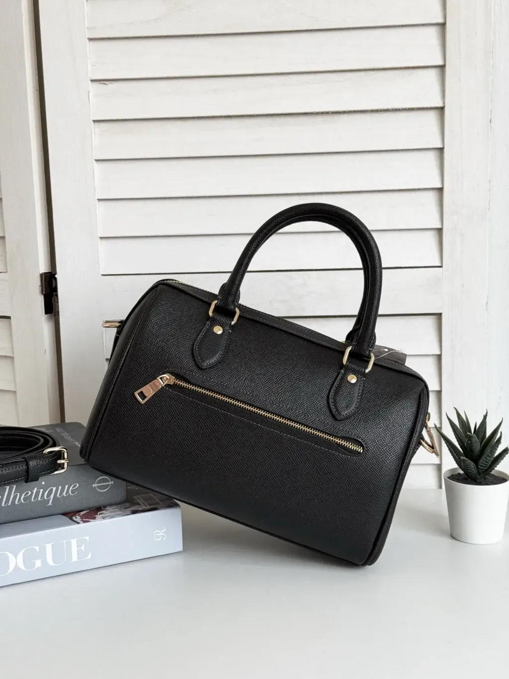 JuzBeauty_JuzBeautyMalaysia_JuzPretty_Authentic_Kbeauty_Malaysia_Skin_Care_Cosmetics_Jbeauty_Health_Care_korean_streetwear_US_Luxury_COACH CV403 Rowan Satchel Bag in Signature Canvas in Black 枕头包7