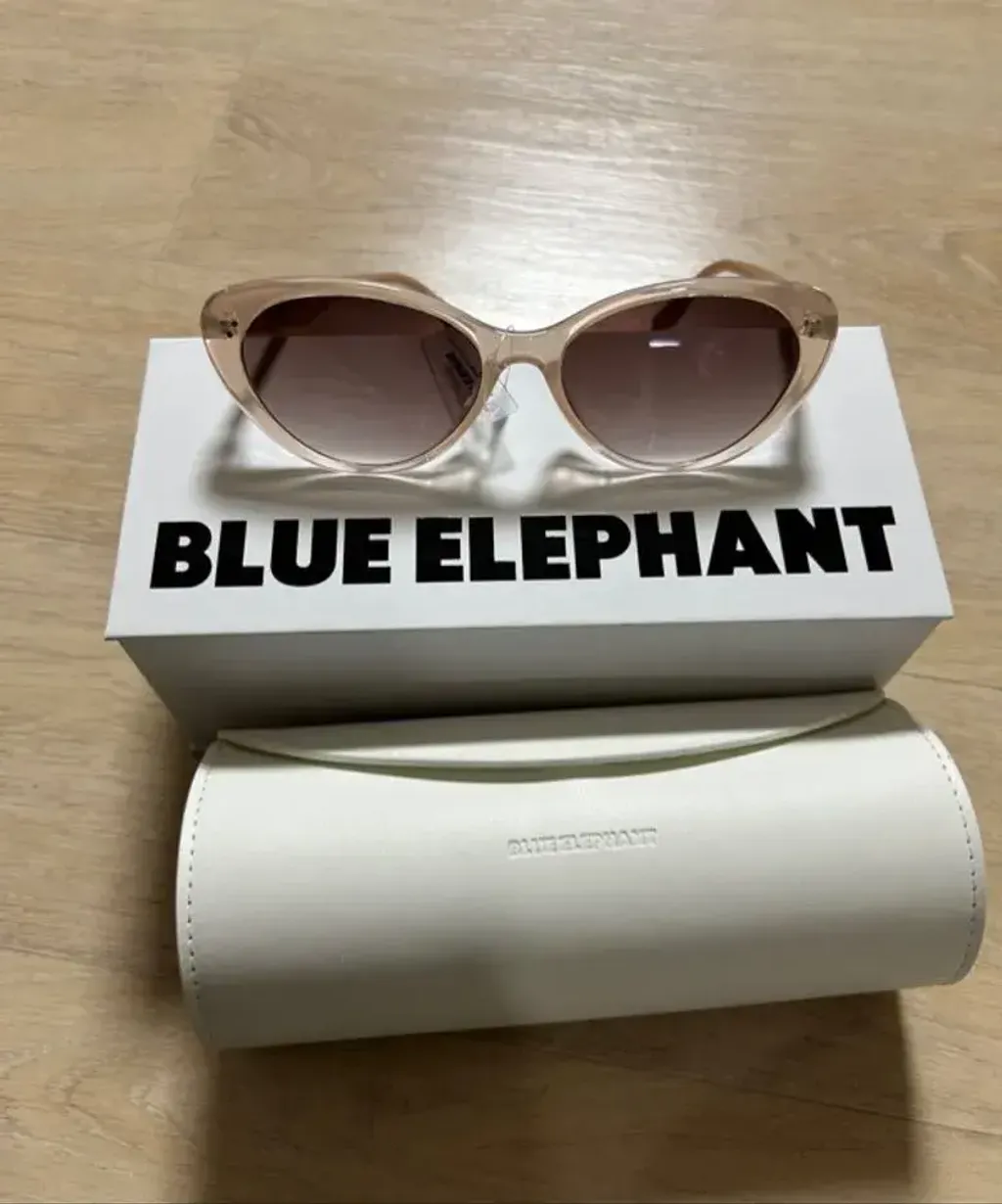 JuzBeauty-JuzBeautyMalaysia-JuzPretty-Authentic-Kbeauty-Malaysia-Skin-Care-Cosmetics-Jbeauty-Health-Care-korean-streetwear-BLUE ELEPHANT BIBI 墨镜10