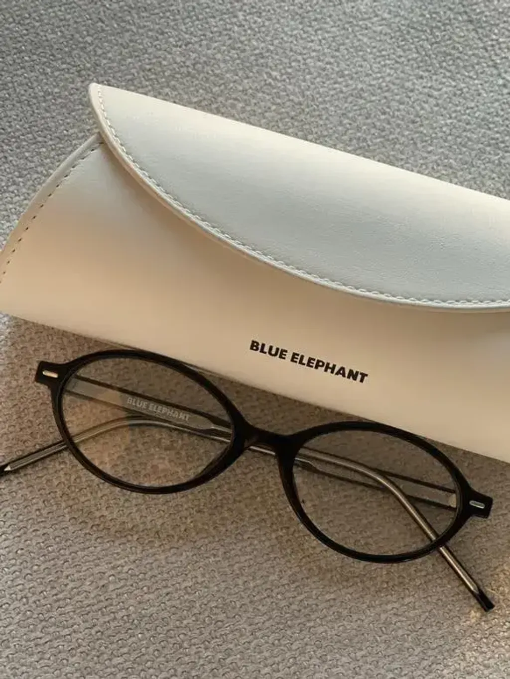 JuzBeauty-JuzBeautyMalaysia-JuzPretty-Authentic-Kbeauty-Malaysia-Skin-Care-Cosmetics-Jbeauty-Health-Care-korean-streetwear-BLUE ELEPHANT AVA 眼镜29