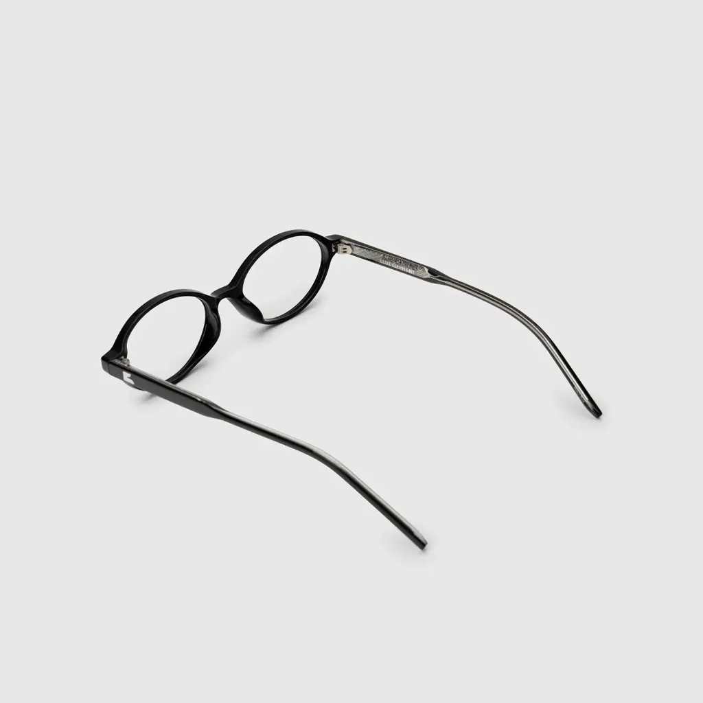 JuzBeauty-JuzBeautyMalaysia-JuzPretty-Authentic-Kbeauty-Malaysia-Skin-Care-Cosmetics-Jbeauty-Health-Care-korean-streetwear-BLUE ELEPHANT AVA 眼镜9