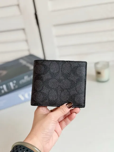 JuzBeauty_JuzBeautyMalaysia_JuzPretty_Authentic_Kbeauty_Malaysia_Skin_Care_Cosmetics_Jbeauty_Health_Care_korean_streetwear_US_Luxury_COACH CY394 ID Billfold Wallet in Signature Canvas Charcoal:Black 男款钱包4
