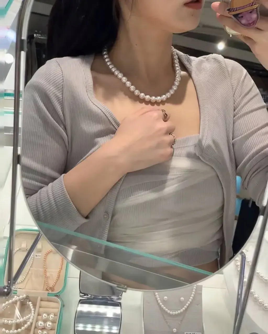 JuzBeauty-JuzBeautyMalaysia-JuzPretty-Authentic-Kbeauty-Malaysia-Skin-Care-Cosmetics-Jbeauty-Health-Care-korean-streetwear-HAESOOL Pearl Necklace 施华洛世奇珍珠项链5