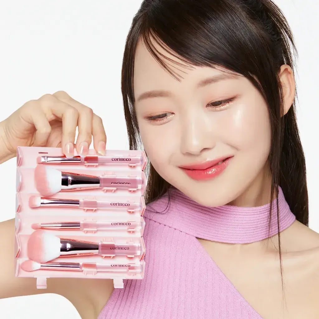 JuzBeauty_JuzBeautyMalaysia_JuzPretty_Authentic_Kbeauty_Malaysia_Skin_Care_Cosmetics_K-beauty_Health_Care_korean_streetwear_CORINGCO Pink Roll Makeup Brush Set 粉色卷轴刷具套组2