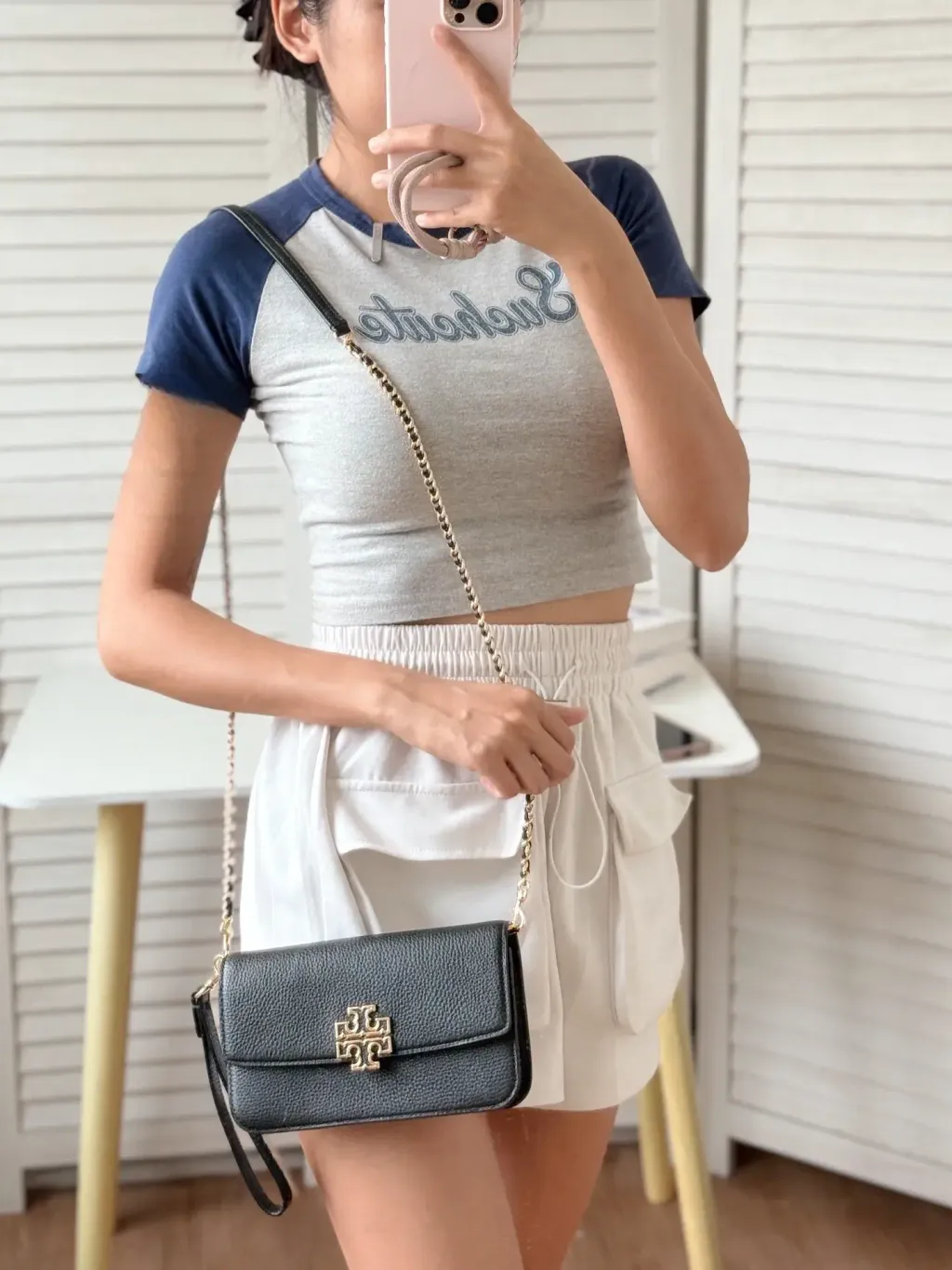 JuzBeauty_JuzBeautyMalaysia_JuzPretty_Authentic_Kbeauty_Malaysia_Skin_Care_Cosmetics_K-Beauty_Health_Care_korean_streetwear_US_Luxury_TORY BURCH 141012 Britten Chain Wallet With Wristlet Crossbody Bag In Black 斜挎包1