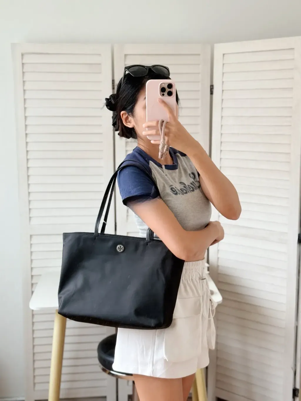 JuzBeauty_JuzBeautyMalaysia_JuzPretty_Authentic_Kbeauty_Malaysia_Skin_Care_Cosmetics_Jbeauty_Health_Care_korean_streetwear_US_Luxury_TORY BURCH 171477 Nylon Small Tote In Black 托特包1