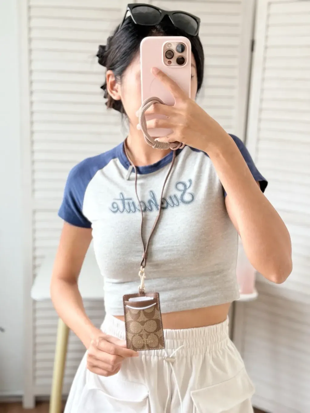 JuzBeauty_JuzBeautyMalaysia_JuzPretty_Authentic_Kbeauty_Malaysia_Skin_Care_Cosmetics_Jbeauty_Health_Care_korean_streetwear_US_Luxury_COACH CZ285 ID Lanyard In Signature Canvas Tan:Brown 吊牌1