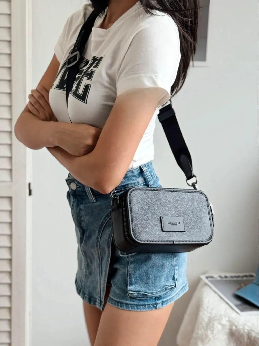 JuzBeauty_JuzBeautyMalaysia_JuzPretty_Authentic_Kbeauty_Malaysia_Skin_Care_Cosmetics_Jbeauty_Health_Care_korean_streetwear_US_Luxury_COACH CM113 Wyatt Crossbody In Black 男款相机包2