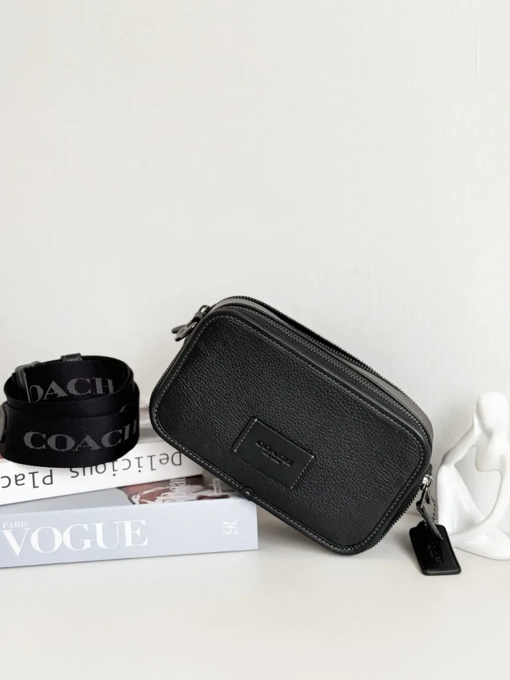 JuzBeauty_JuzBeautyMalaysia_JuzPretty_Authentic_Kbeauty_Malaysia_Skin_Care_Cosmetics_Jbeauty_Health_Care_korean_streetwear_US_Luxury_COACH CM113 Wyatt Crossbody In Black 男款相机包10