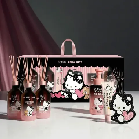 JuzBeauty_JuzBeautyMalaysia_JuzPretty_Authentic_Kbeauty_Malaysia_Skin_Care_Cosmetics_K-beauty_Health_Care_korean_streetwear_hetras. x Hello Kitty Black Limited Gift Set 限量礼盒8