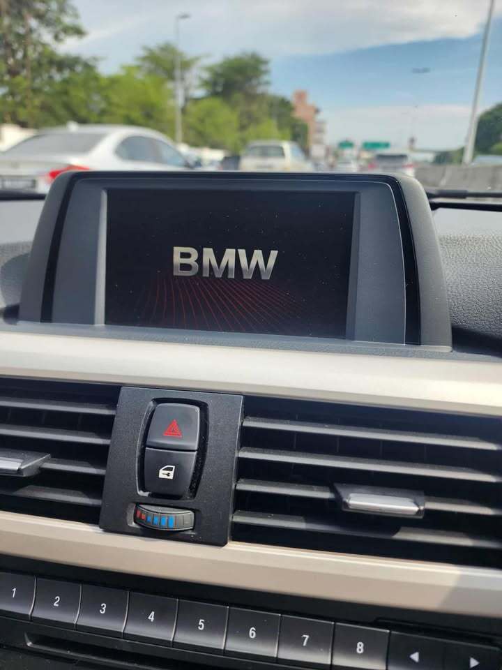 bmw logo