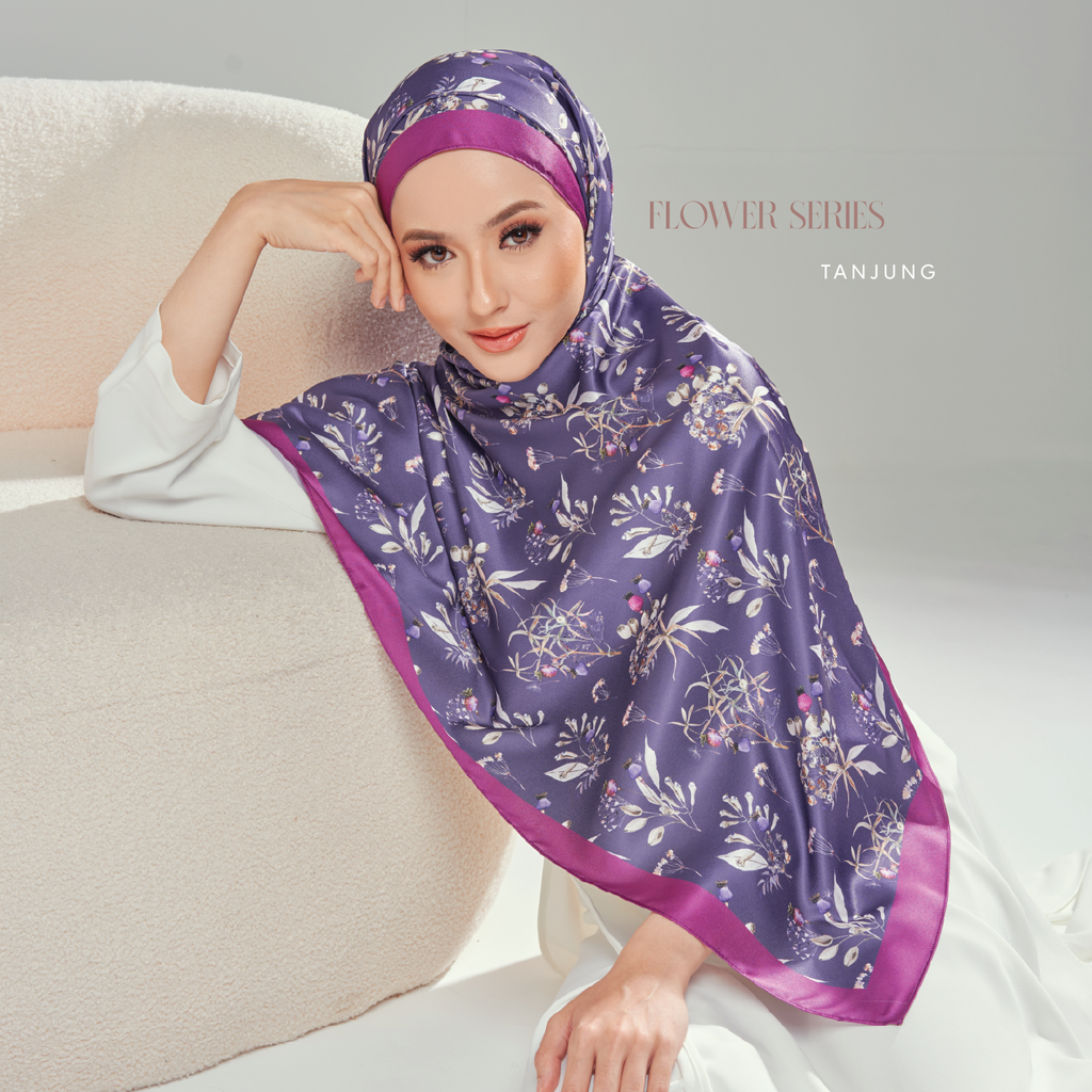 Wear Suit Silk Scarf Women's Square Scarf Summer Small Square Scarf Scarf  (Color : C, Size : One Size) Shawl (Scarf) (Color : B, Size : One Size) :  : Clothing, Shoes & Accessories