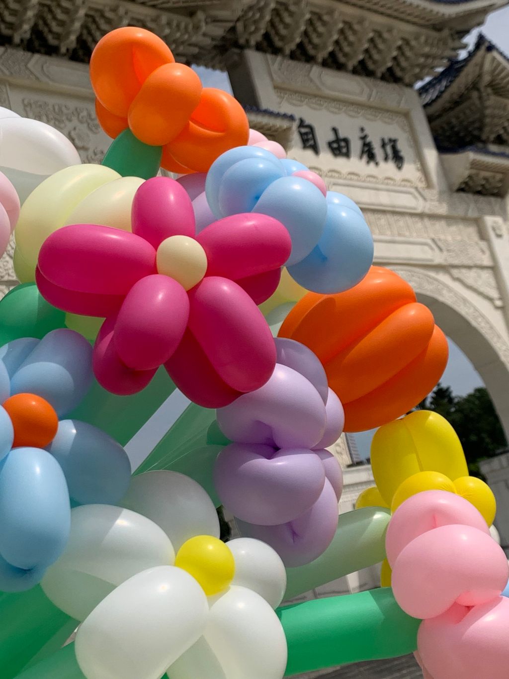台北 送禮祝賀 客製化 畢業氣球花 束
