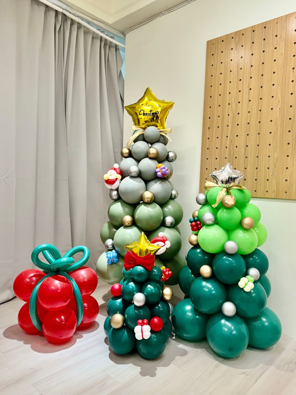 台北聖誕樹鋁箔造型氣球