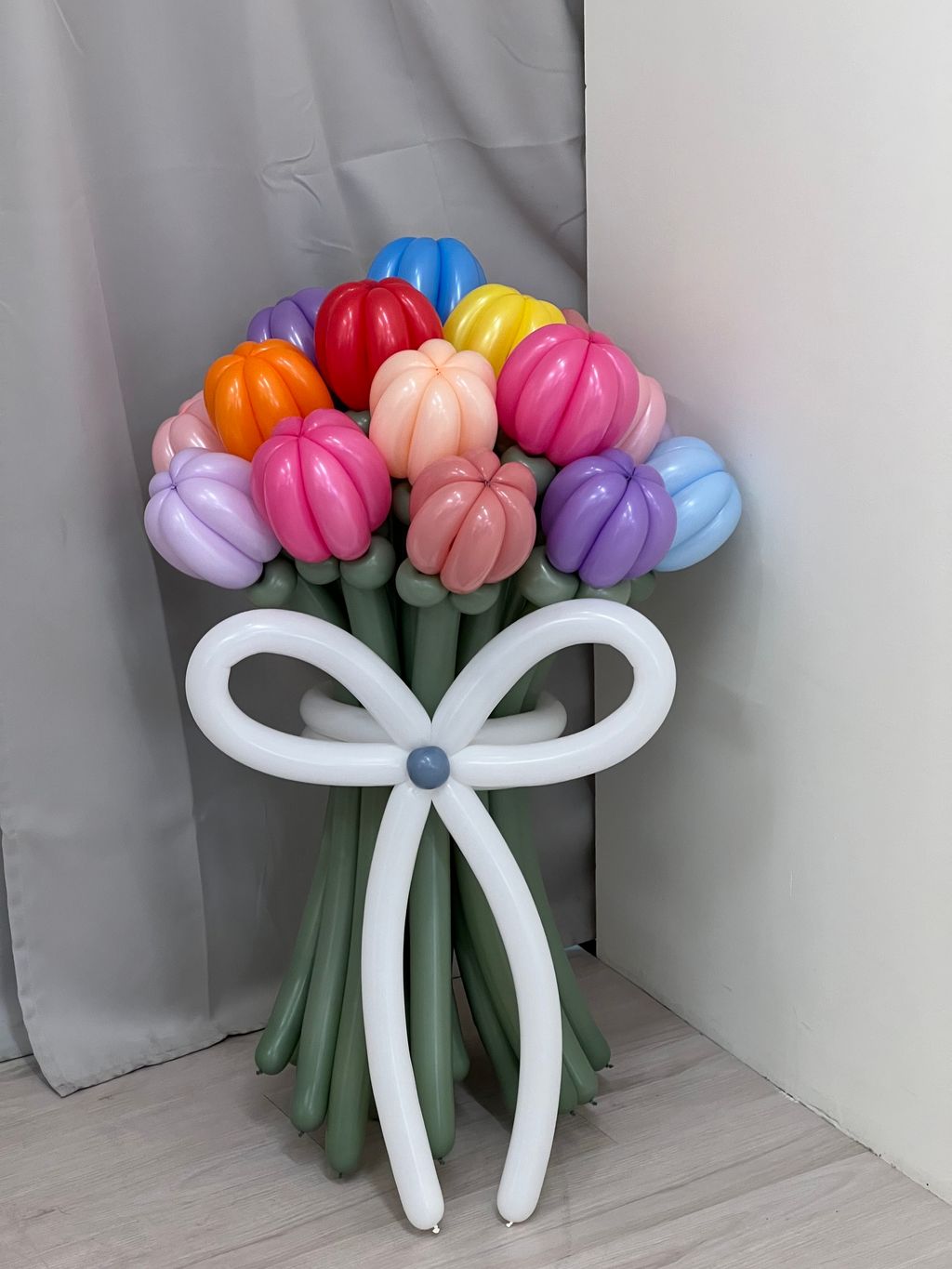 鬱金香 氣球花束 客製化 製作外送到府 台中