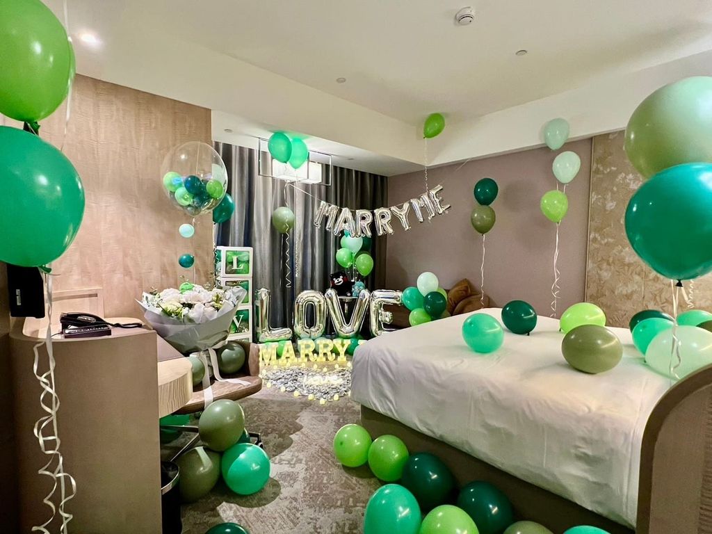 LINE_ALBUM_✅品項：飯店求婚驚喜佈置需求：綠色系場地：板橋凱撒大飯店_240823_10