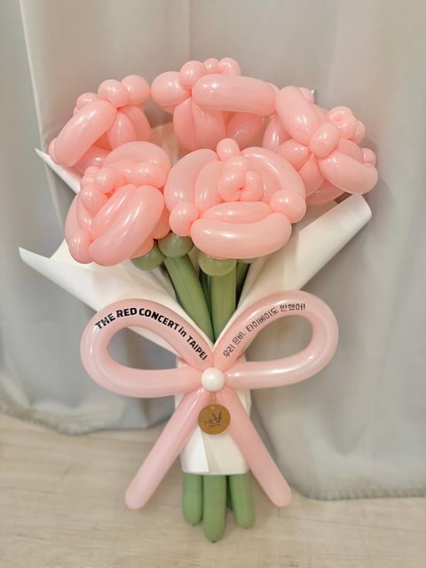 玫瑰氣球花束