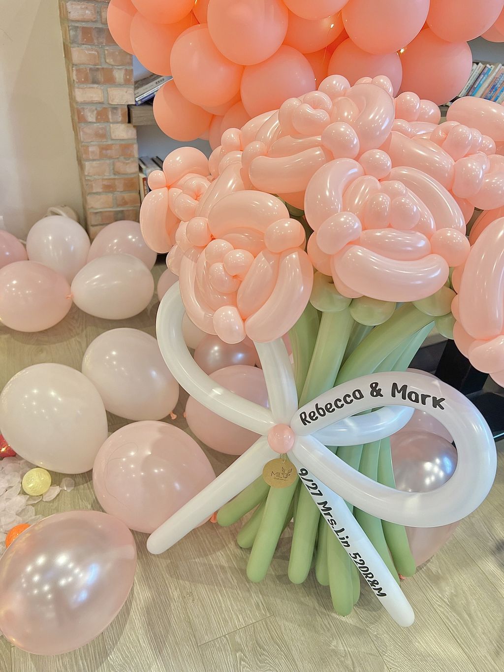 浪漫求婚布置 花束