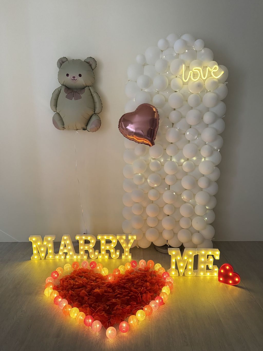 氣球背板佈置 求婚