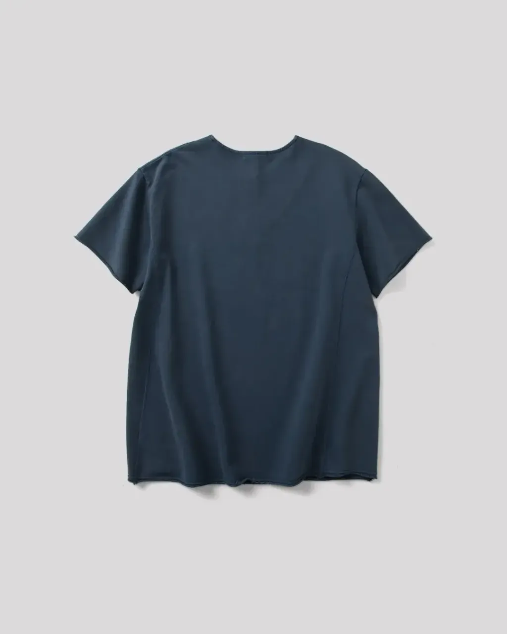 PreDyeCottonV-NeckLucasFrenchTerry_1080x1350150ppi_--2.jpg