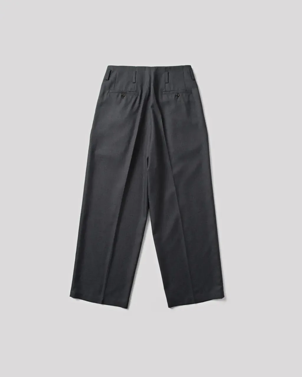 AiryTropicalWoolTouchTwo-TuckSlacks-Charcoal_1080x1350150ppi_-2.jpg