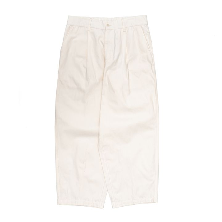 White pants offical product pic_工作區域 1