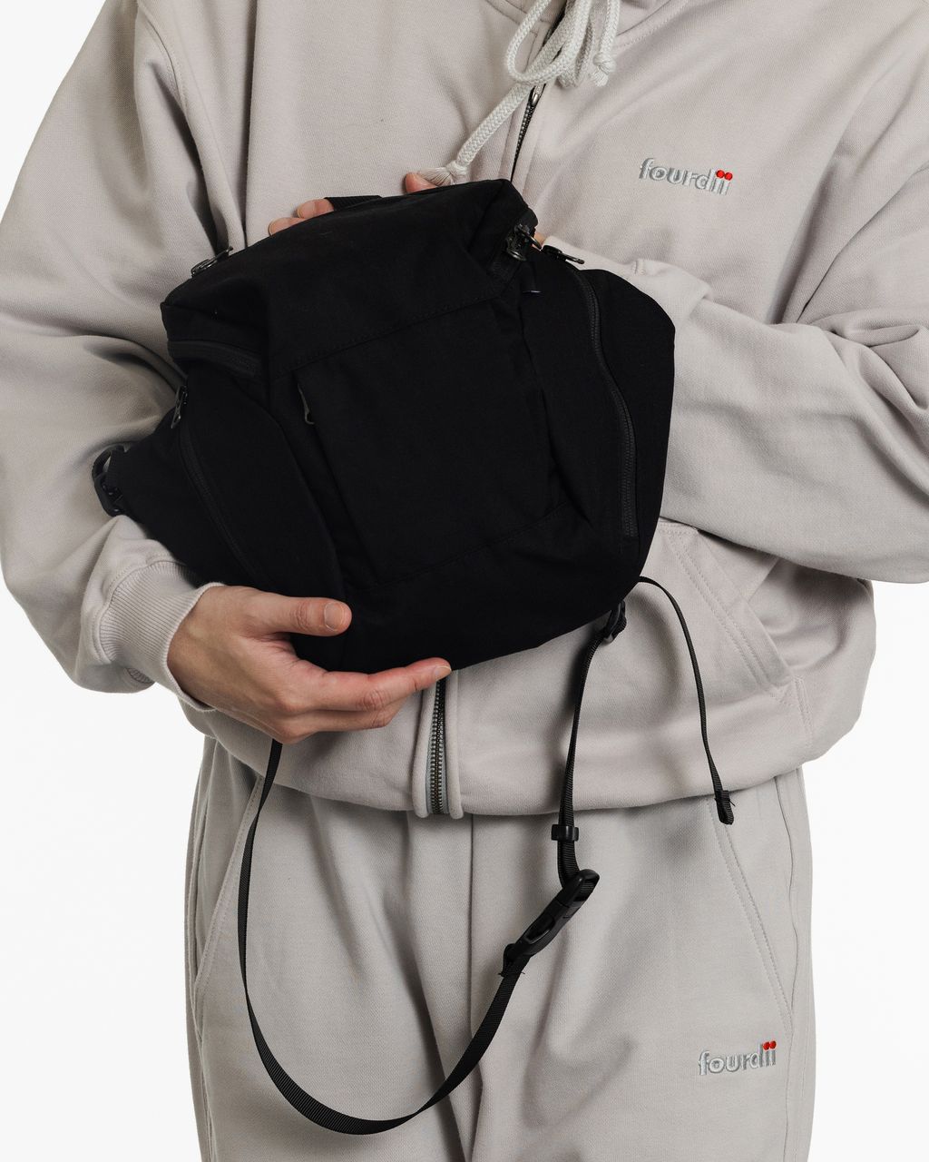 4D X Agility Bags_model3