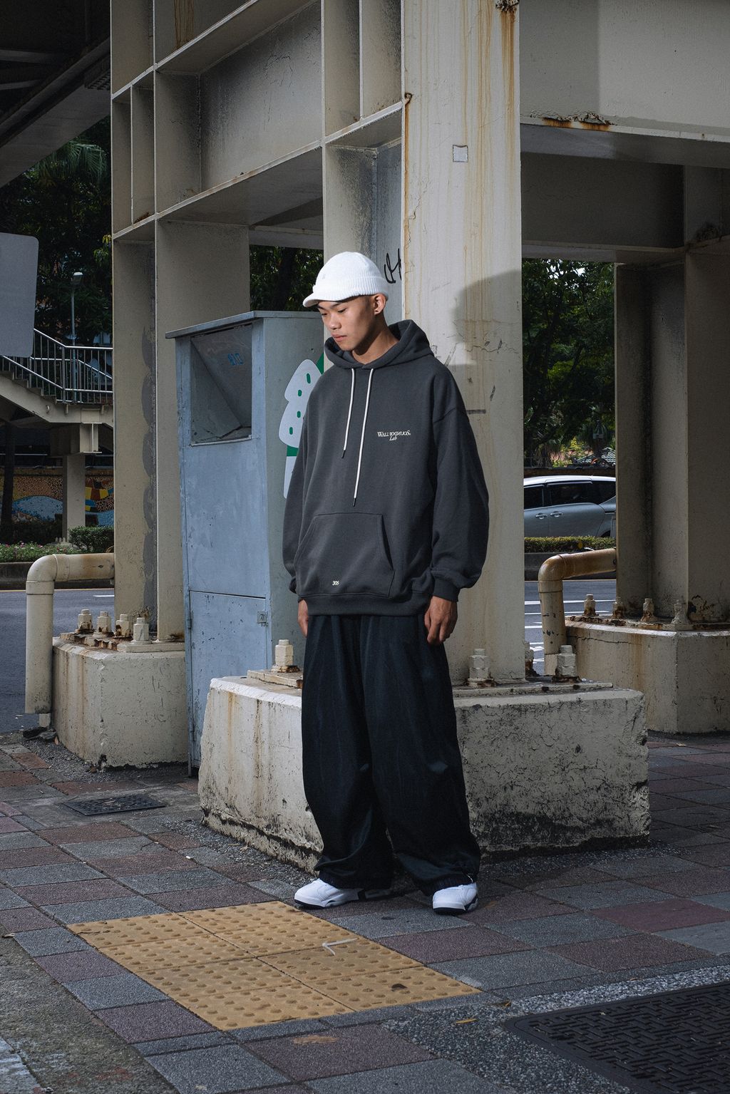 Ash Grey01