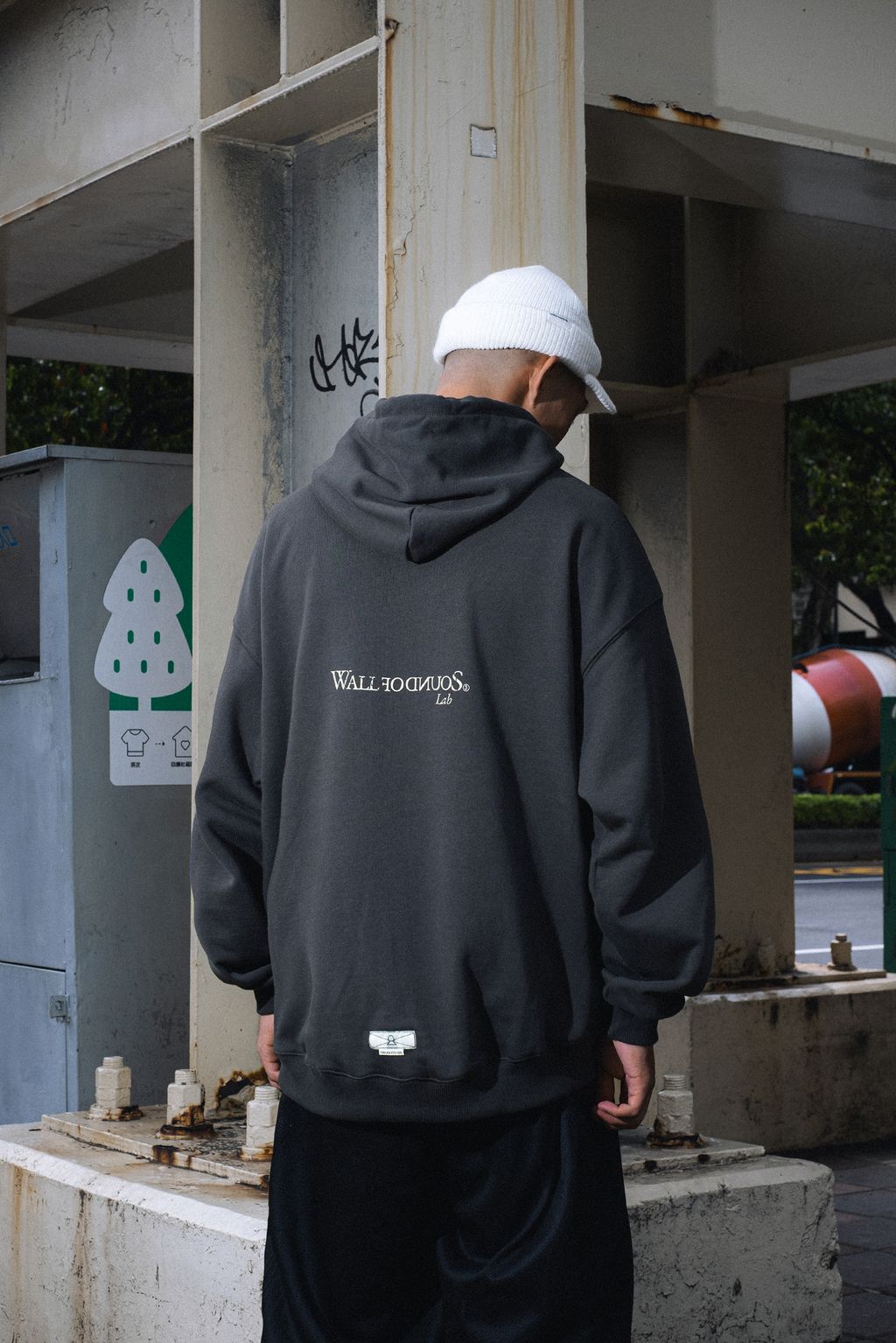 Ash Grey04