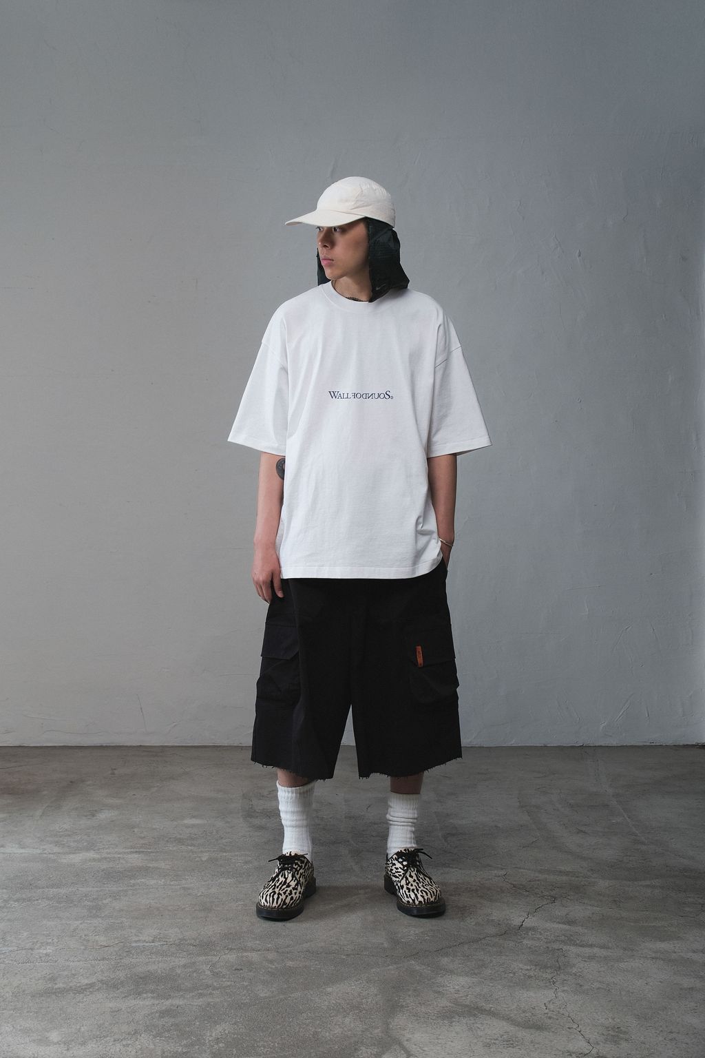 Offwhite1