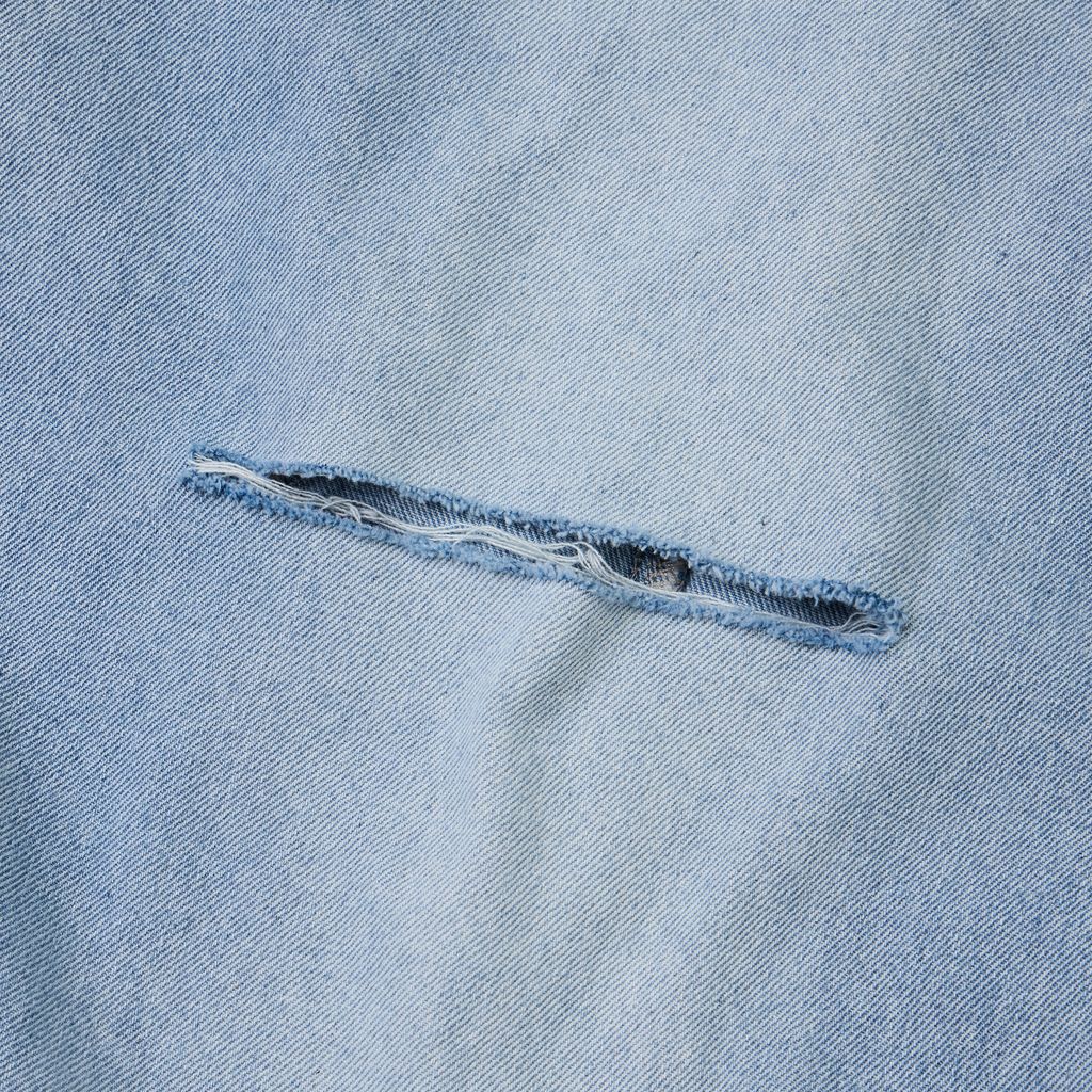 WOS_250918_033