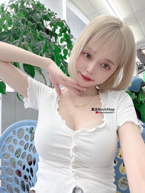 0 (1)