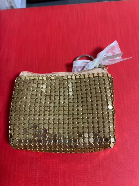 金色亮亮包