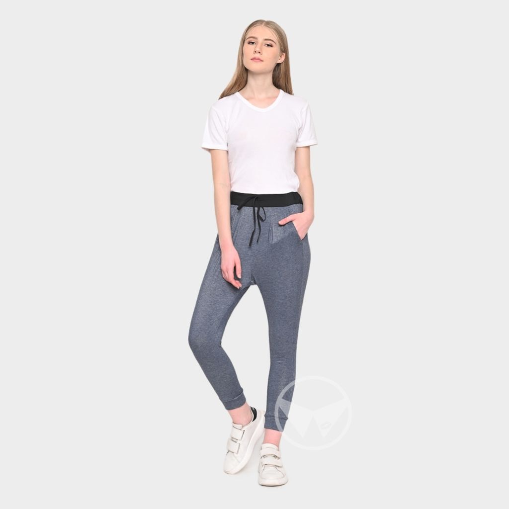 AWM167-Naomi-Blue