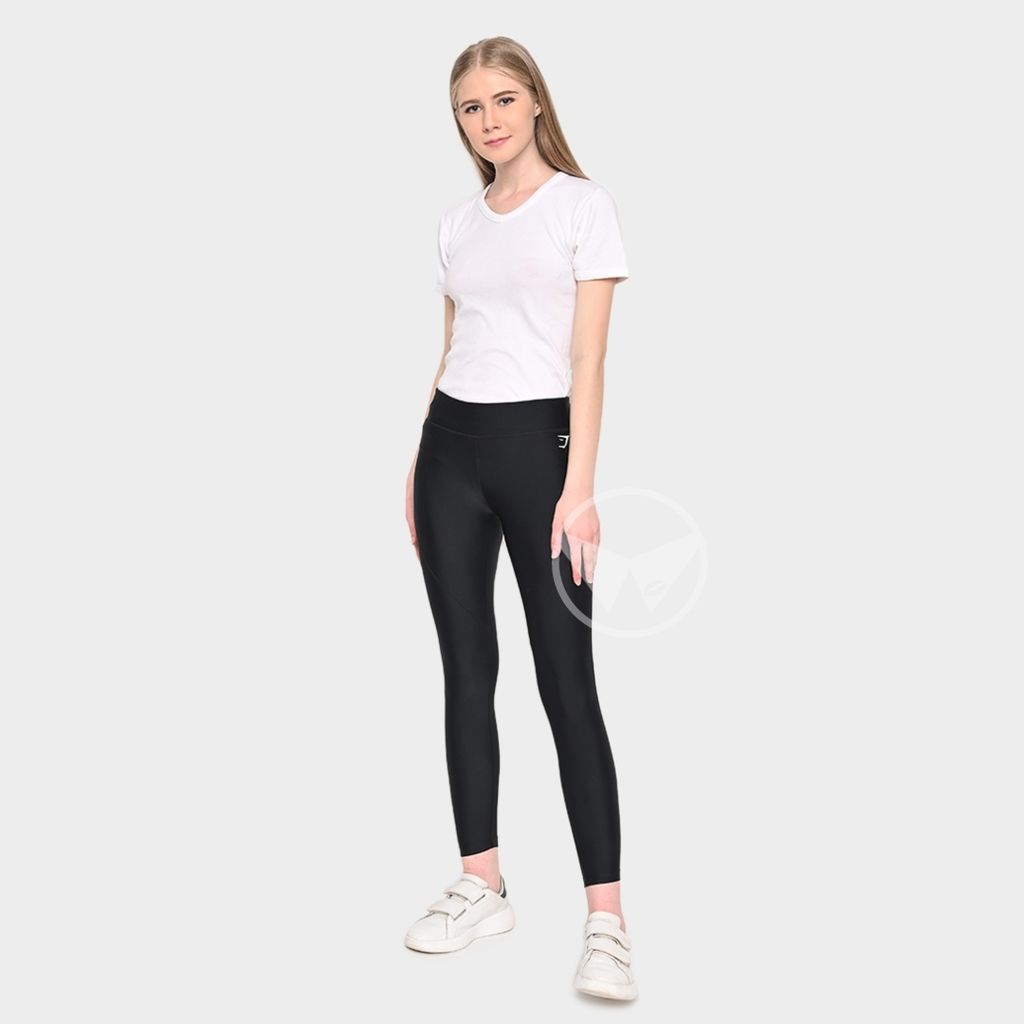 AWM188-Kiara-Black